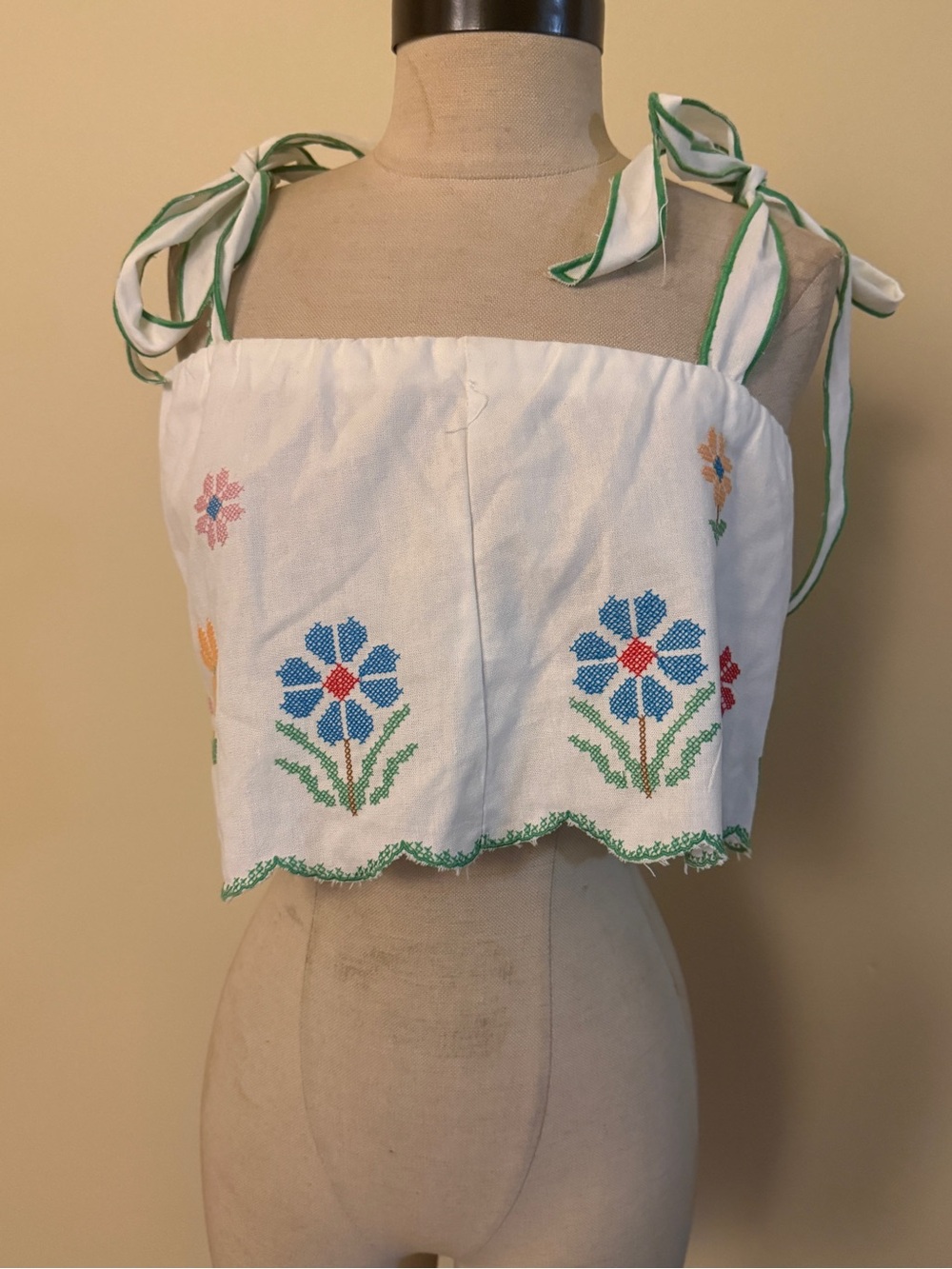 White Embroidered Floral Tie-Shoulder Crop Top